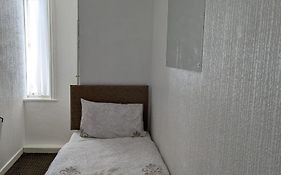 Fern Villa Hotel - Albert Road